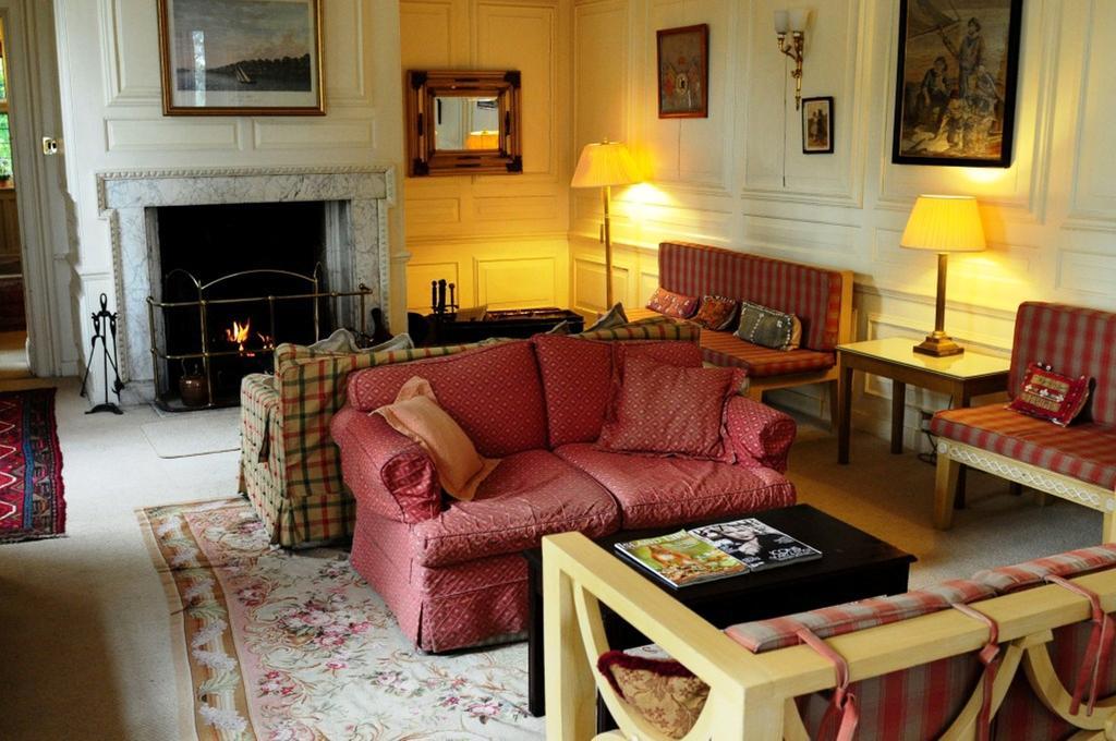 Priory Bay Hotel Сийвю Екстериор снимка